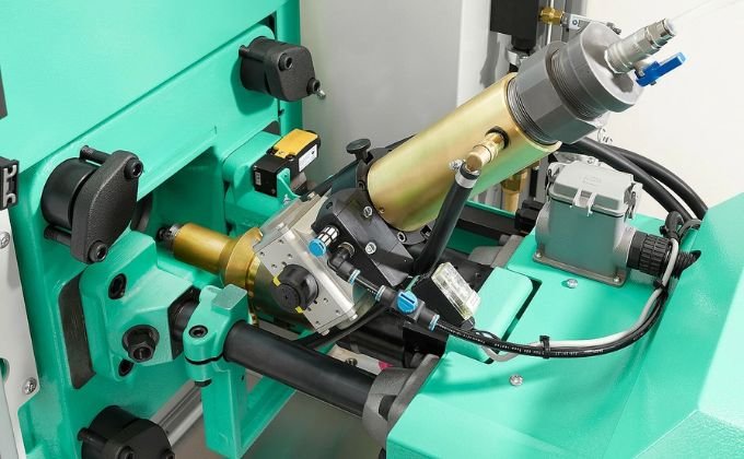 Liquid Injection and Compression Molding Options